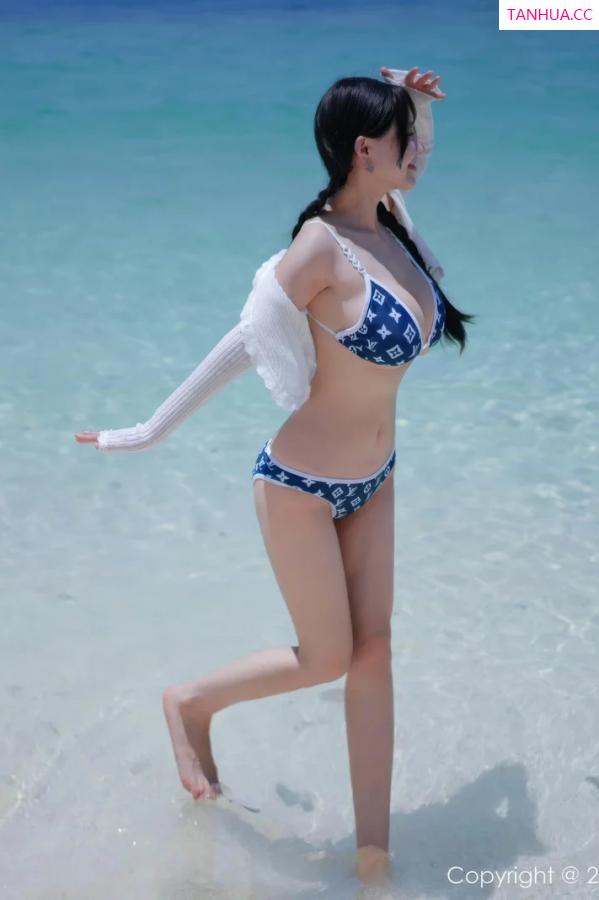   [XiuRen]高清写真图 2025.08.28 No.10699 心上可Flora 蓝色尾巴第14张图片